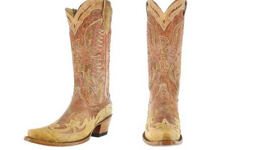 Pioneer Woman Boots Giveaway